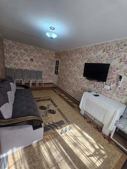 Продаётся 2 комн квартира