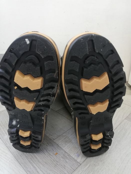 Резиновые сапоги