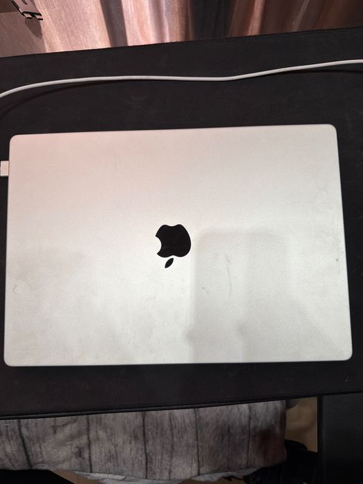 MacBook Pro 16″ (2021) – 1 TB SSD, 16 GB RAM, батерия 96%
