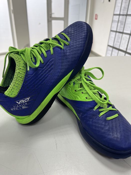 Детски спортни обувки