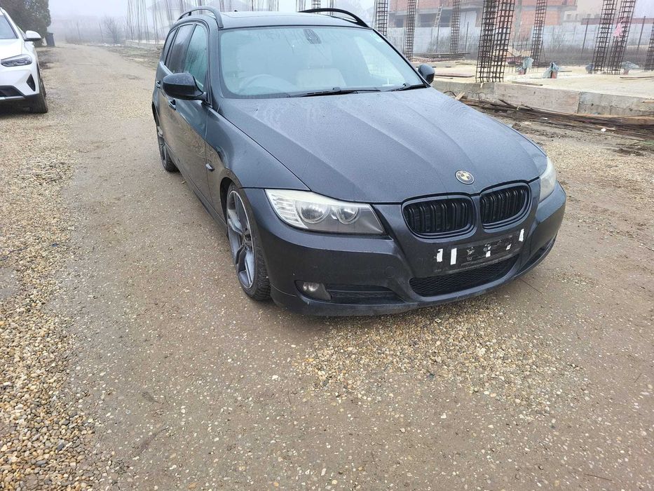 Dezmembre bmw e91 320d 177 cp n47 trapa panorama,an 2009