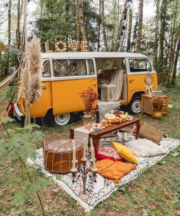 Mașini & vanuri de epocă pentru evenimentul tău | Photo Booth