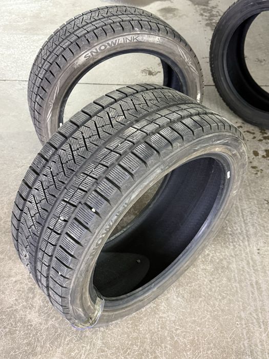 Продам комплект зимних шин