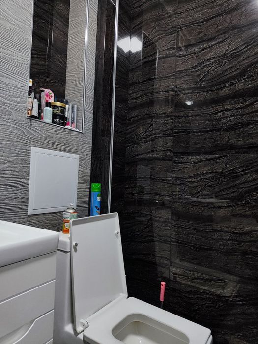 Продается квартира в Чирчике, 8 микрорайон