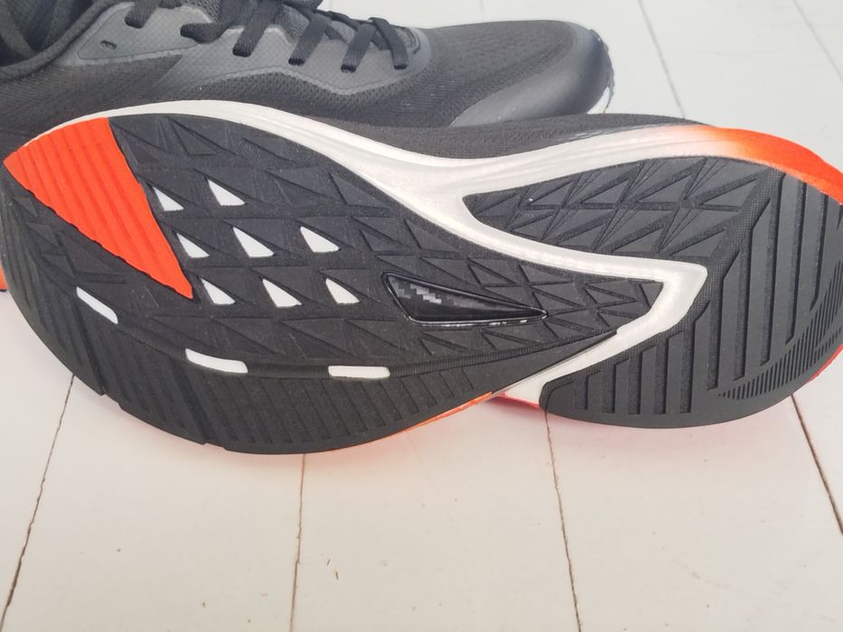 Кроссовки Anta rocket 7