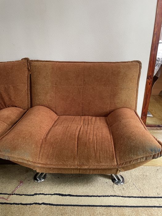 Продам диван и два кресла