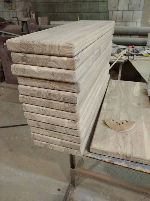 Изготовление лестниц. Установка. Столярные.