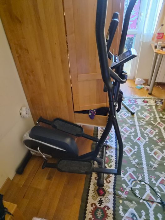 Продавам кростренажор
