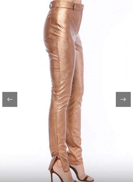 Pantaloni imitatie piele bronz 36 si bluza asortata
