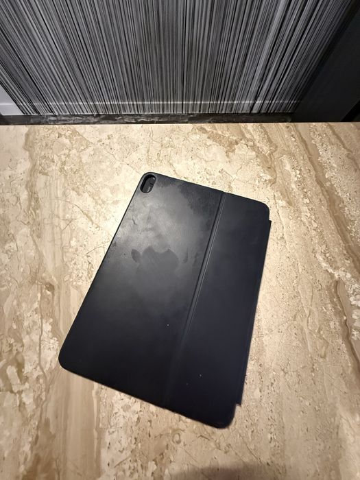 Оригинален калъф-клавиатура Apple Smart (A2038)