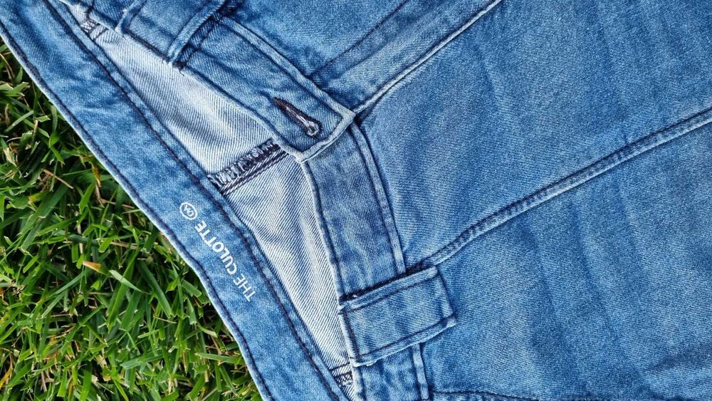 Pantaloni Culotte marime 36