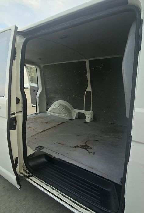VW   Transporter  2.5  TDi