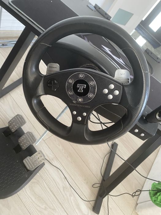 Volan cu pedale automat