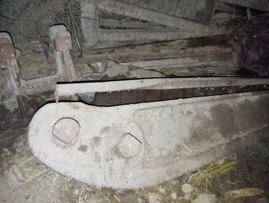 Авто тарози сотилади