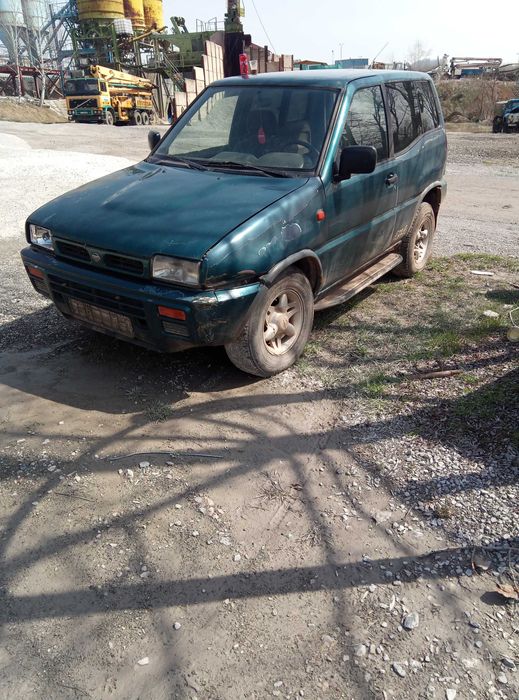 Нисан Терано на части