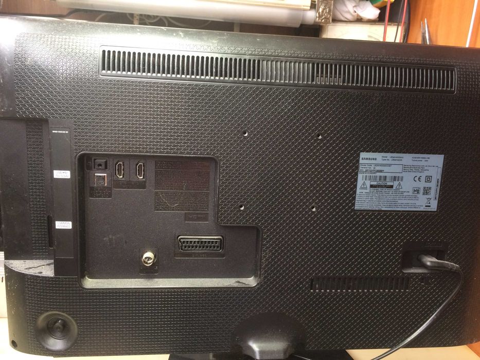 TV samsung model UE24H4003AWXB   - LE40D503F7W,-si24MT47D-PZ