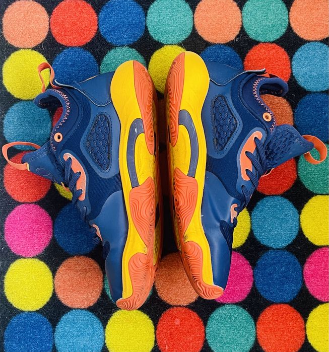 Ghete Adidasi Baschet NBA Tarmak 36