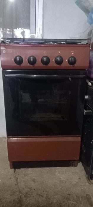 De vânzare frigider mașina de spălat și aragaz