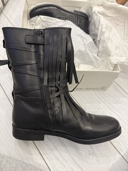 продам осенние сапоги GEOX