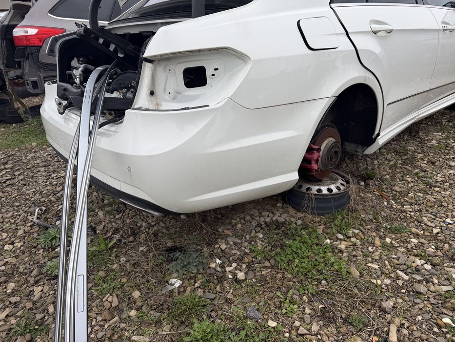 Usii , capota , bara spate , aripa mercedes e class w212 pachet amg