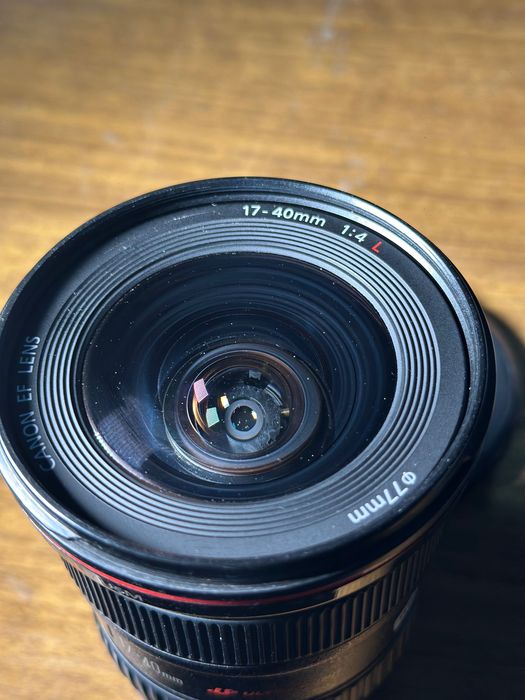 Sotiladi: Canon EF 17–40mm f/4L USM