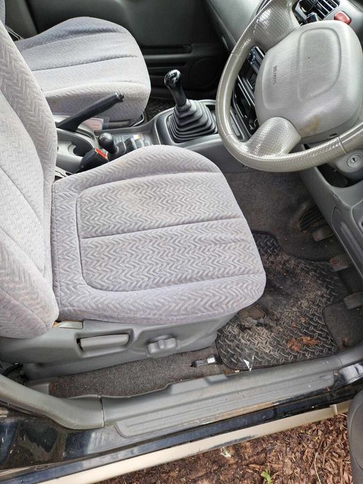 Suzuki grand vitara 2.0i на части