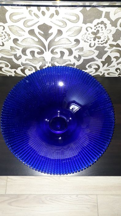 Продам вазу под фрукты