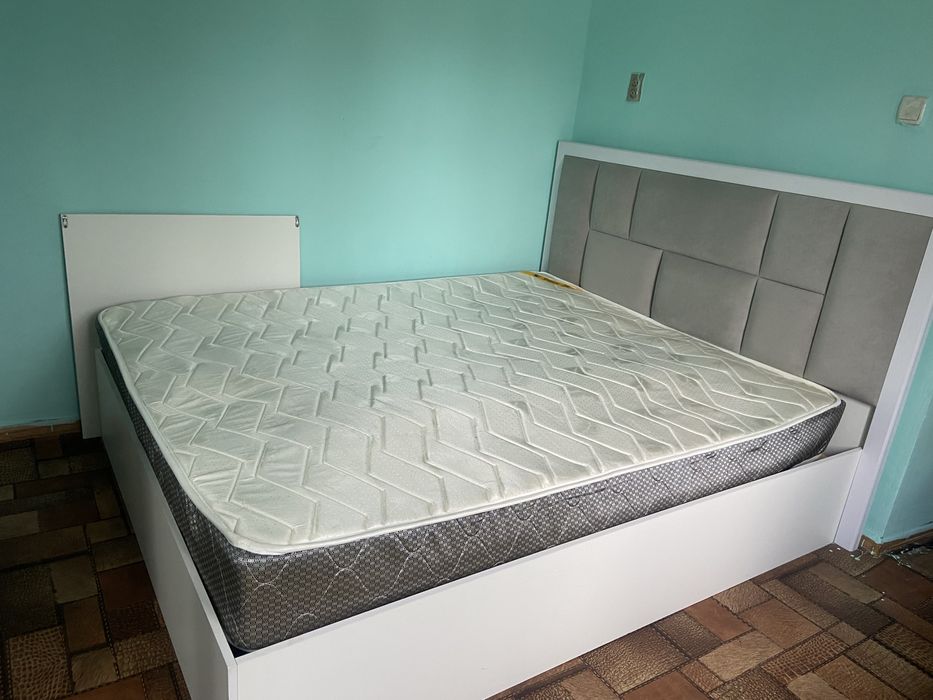 Спальный гарнитур сатылады