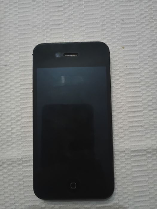 iPhone 4s in stare bună