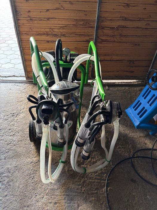 Aparat de muls cu 2 posturi