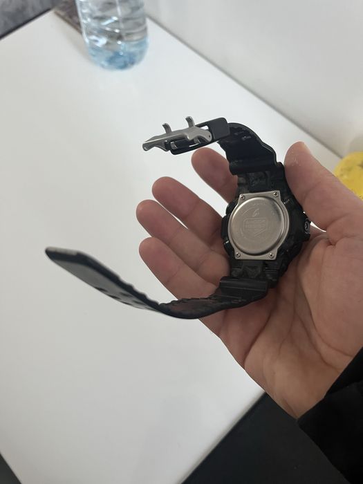 Часовник G-Shock