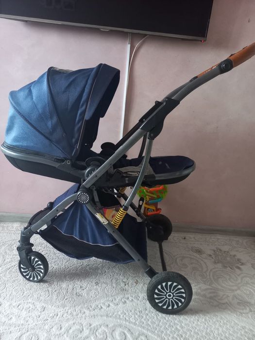 Коляска прогулочная легкая