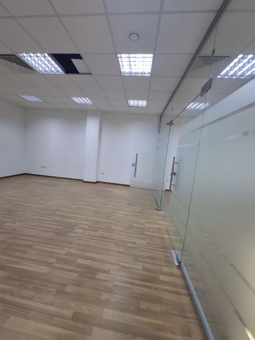 Метро Ойбек 58м² офис 2 каб.