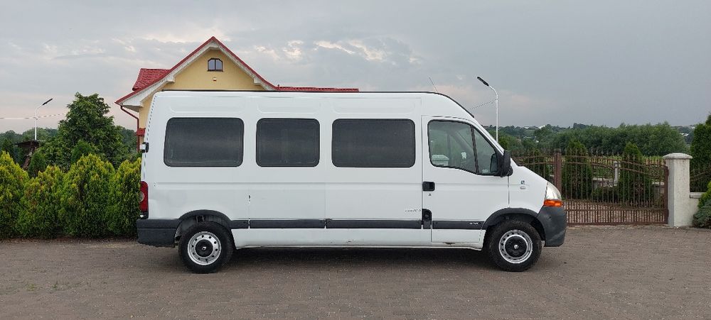 Renault Master 8 +1 Locuri din 2010 2.5 diesel Volan pe dreapta Anglia