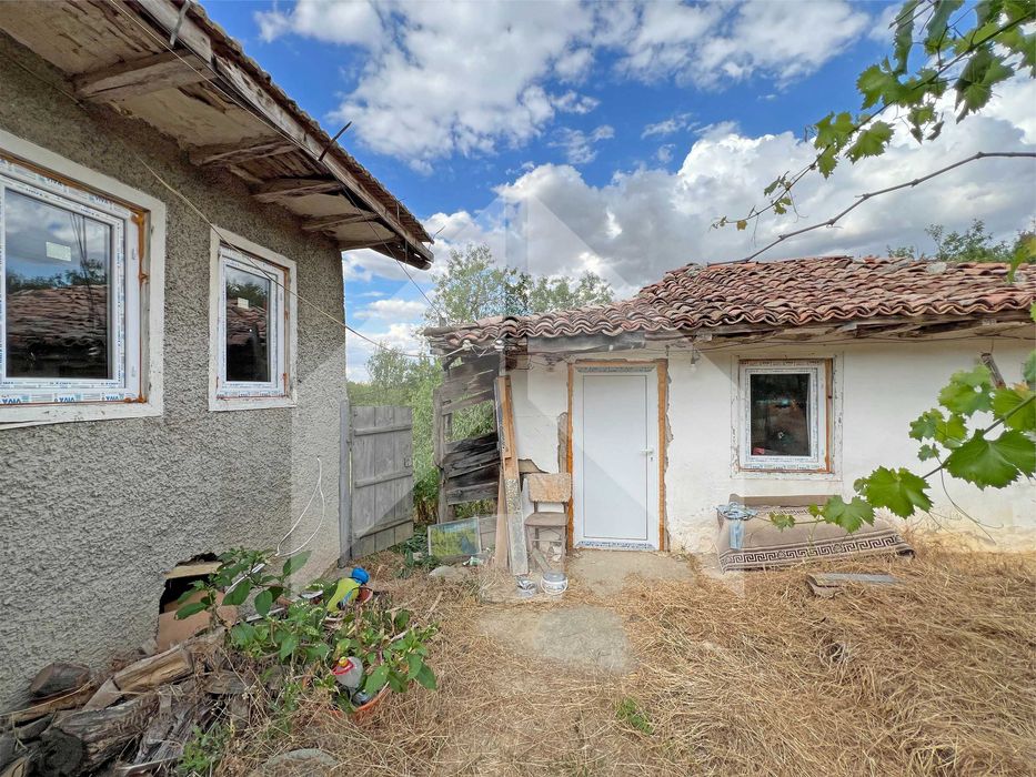 Продава се Къща в с. Писарево, Област Шумен - 113 кв.м за 158 €/кв.м - Снимка #3