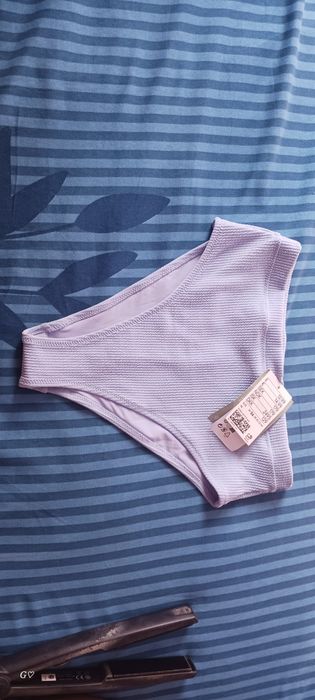 Нови бански костюми