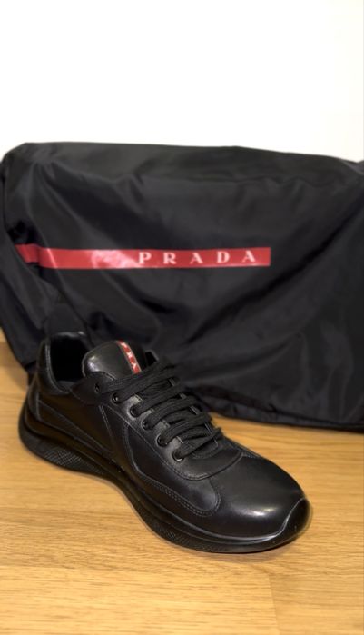 Мъжки обувки Prada