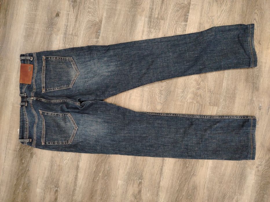 Продам мужские джинсы