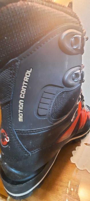 Bocanci Mammut-Raichle, drumeție, impermeabili, 38, talpa vibram