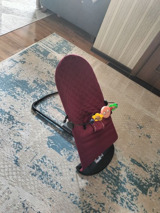 Манеж и шезлонг в хорошем состоянии