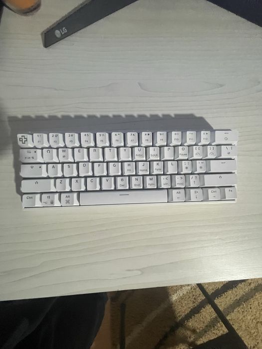 Vand tastatura gaming qwertykey h61