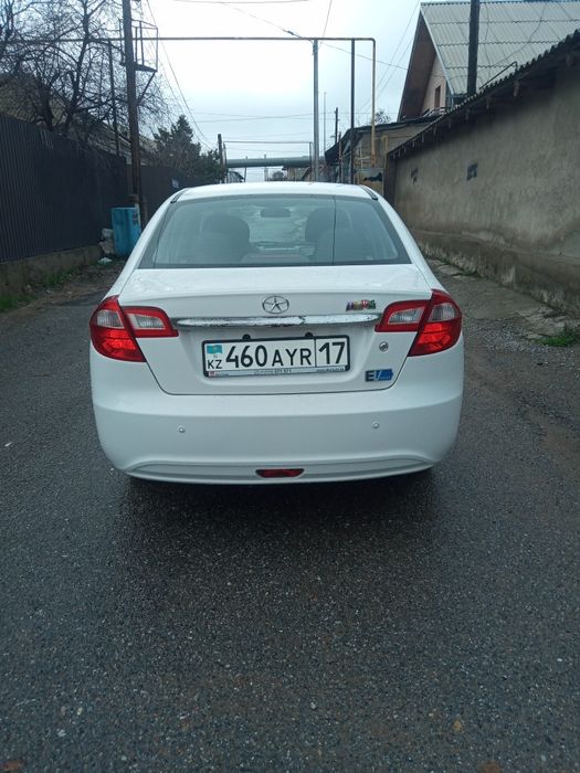 JAC электроавтомобиль