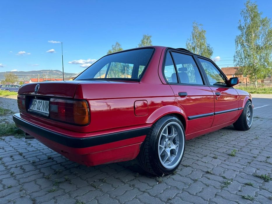 BMW E30 316 ursulet