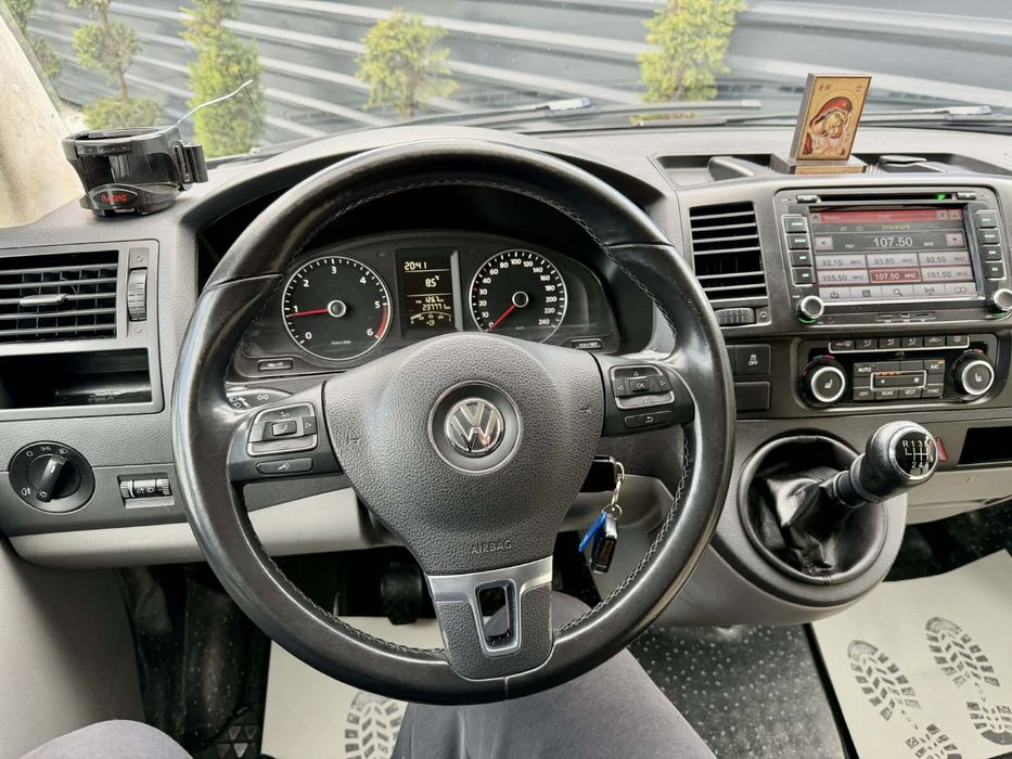 PRET 19900€ Vw Transporter VIP