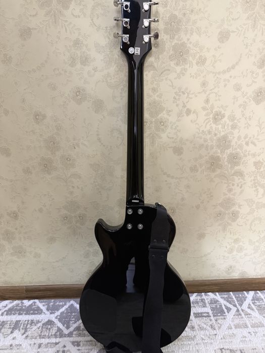 Продам Epiphone les paul tribute