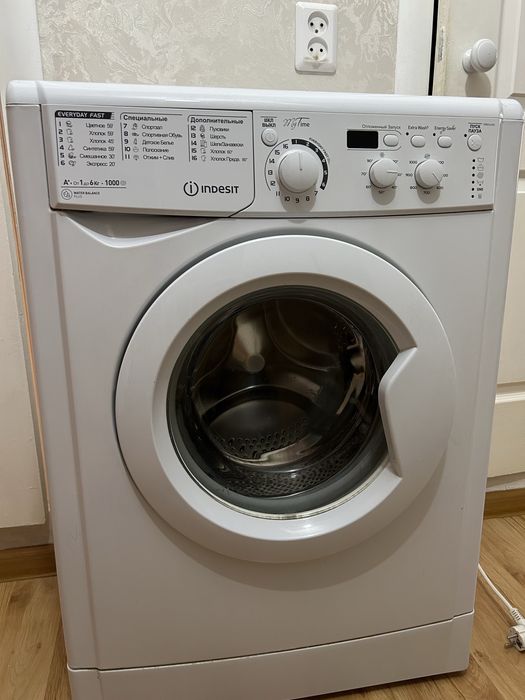 Стиральная машина Indesit 6 кг — на запчасти