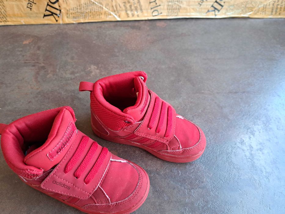 детски маратонки за момче,момиче,кецове,спортни обувки,адида,21,Adidas