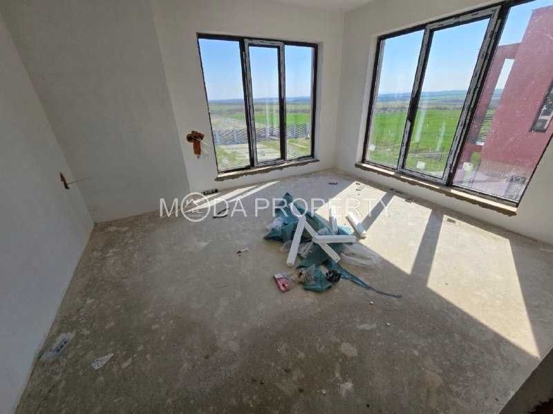 Продава се Къща в с. Кошарица, Област Бургас - 110 кв.м за 928 €/кв.м - Снимка #12