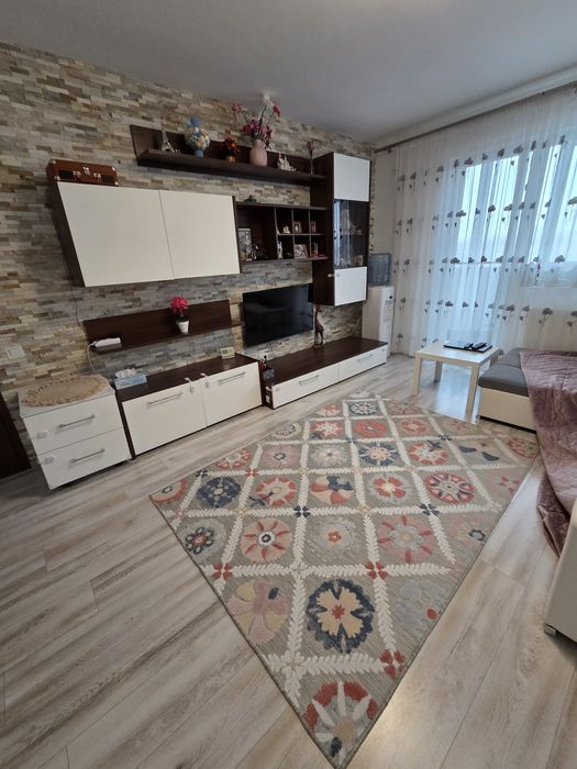 Vand apartament 3 camere Noul Confort Urban