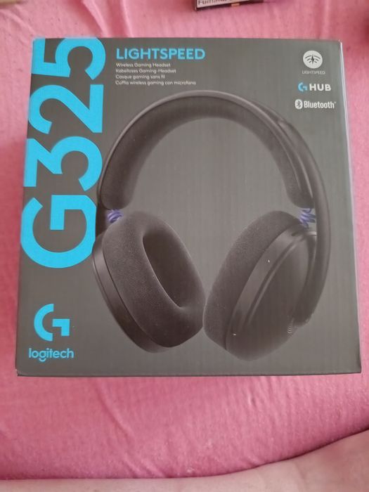 Căști de gaming Logitech G325 LIGHTSPEED Wireless, 24 ore autonomie, microfon integrat, negru